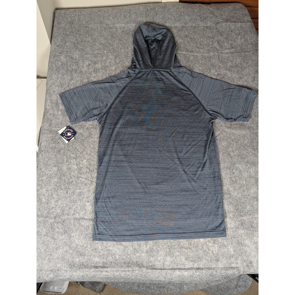 Stitches Gray Short-Sleeve Hooded Braves Pullover with Red Logo - Picture 8 of 8